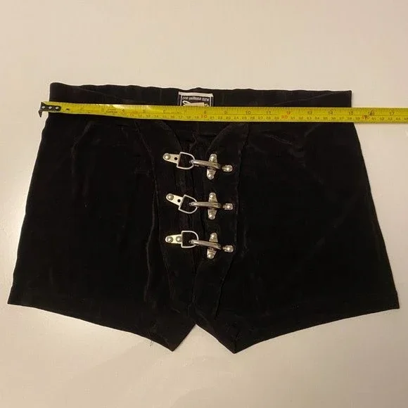 Elee Los Angeles Men's meshish type material shorts, stretchy - Picture 5 of 5